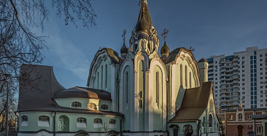 Православные храмы в стиле модерн 
